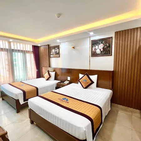 Tùng Lâm Hotel